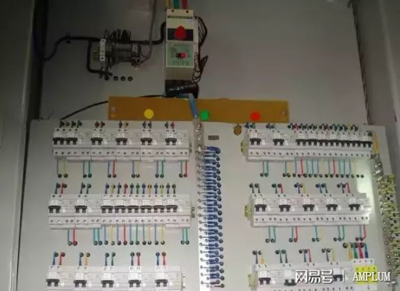 配电柜安装禁忌：一次失误往往后患无穷(图4)