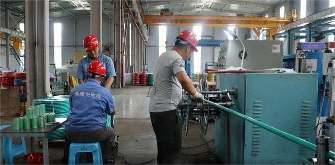 贵州新曙光电缆：1分钟600米高质量电缆下线(图2)